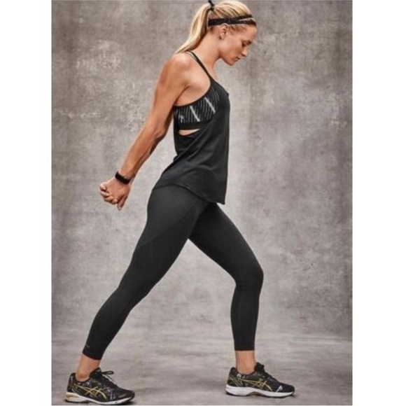 ATHLETA Waves Stealth Support Tank Top Shelf - Picture 5 of 10